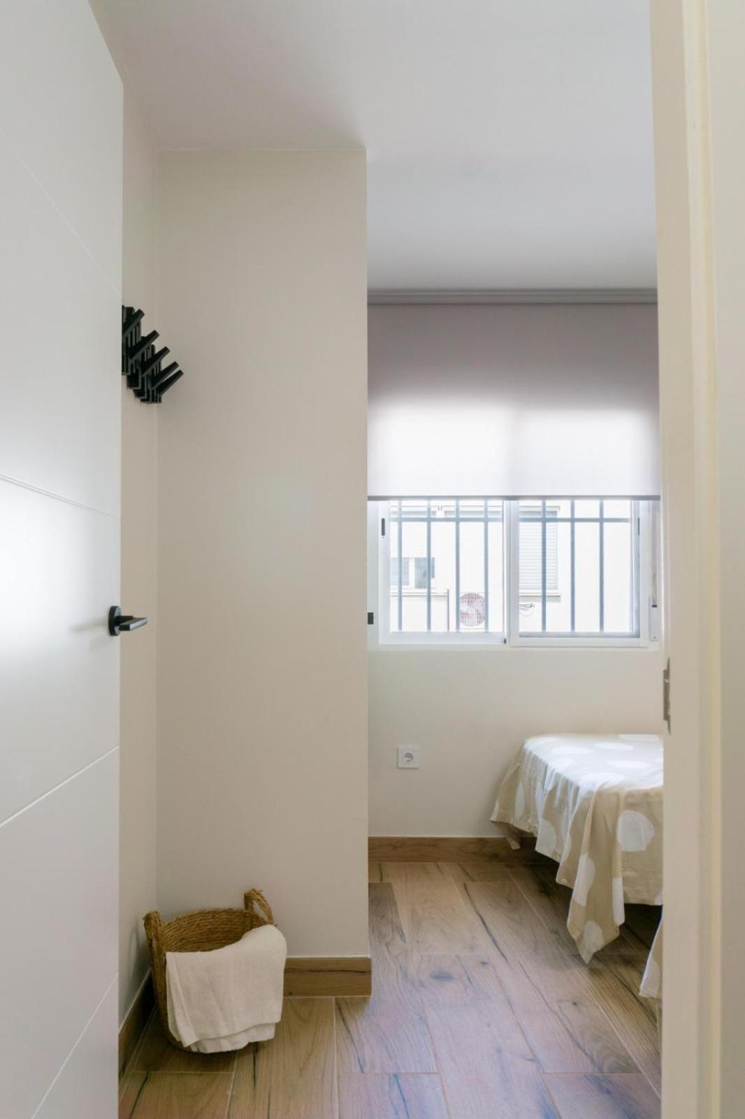 Acogedora Casa Junto Al Mar ,Cerca Del Centro Urbano Apartment Malaga Luaran gambar